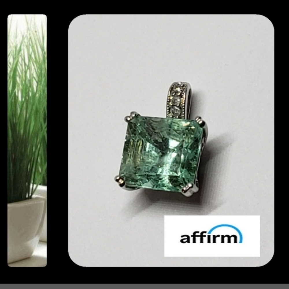 Gift jeanie Emerald Diamond 14K White Gold Pendant - Picture 7 of 7
